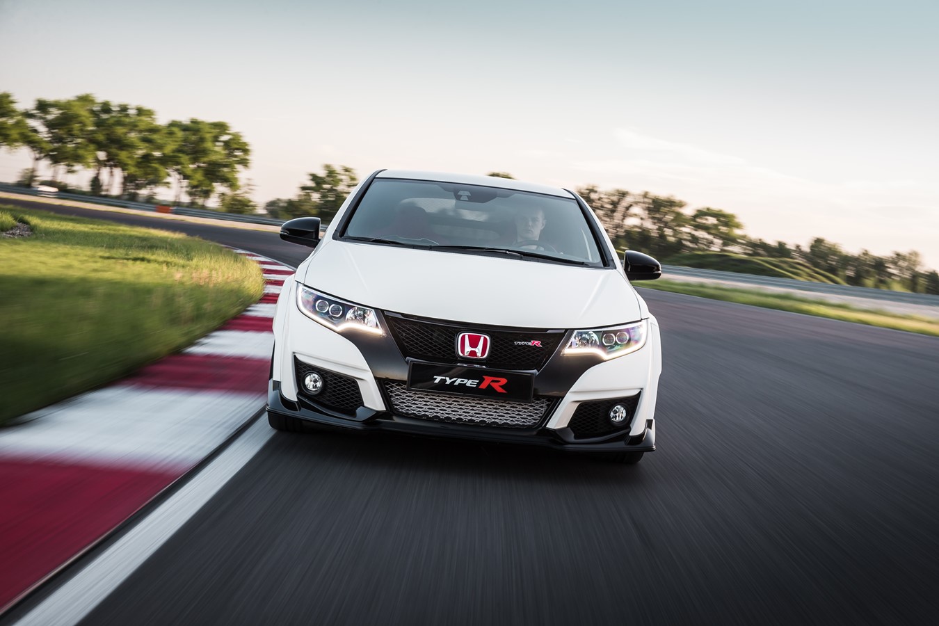 Civic Type R races into the final five of World Performance Car of the Year 2016