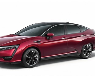 Honda enthüllt den Clarity Fuel Cell  an der Tokyo Motor Show 2015