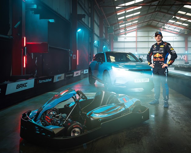 Max Verstappen erhält „elektrisierende“ Reaktionen von Rennfahrern der nächsten Generation und dem Honda e:Ny1