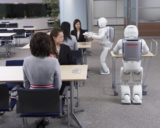 HONDA UNVEILS NEW TEAM WORKING HUMANOID ROBOTS