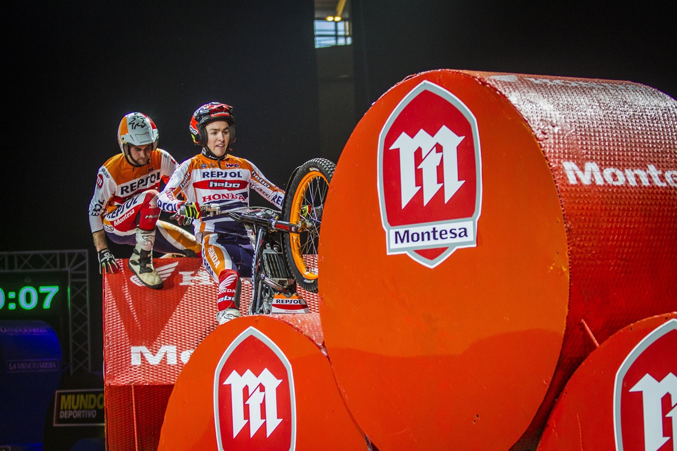 Toni Bou steamrolls the opposition as the Trial World Championship opens its 40th edition in Barcelona