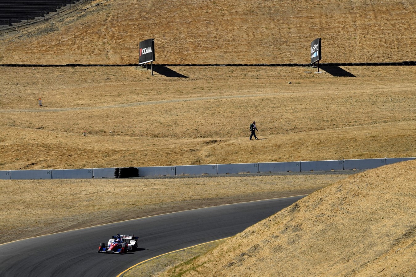 Indycar round sixteen: Sonoma, California