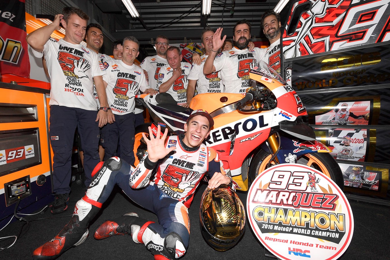 Marquez Dominates at Motegi to Win Third MotoGP Crown