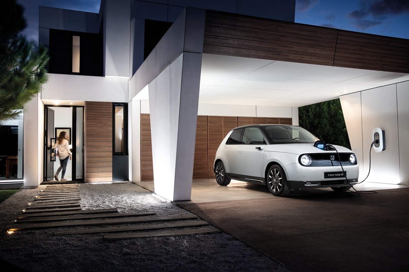 Honda unterstützt das Elektroauto in der Schweiz: 5‘000.- Franken Elektro-Prämie für den kultigen Honda e