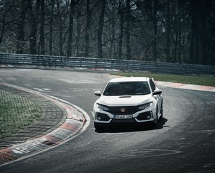 Honda Civic Type R 2017, sätter nytt varvrekord för framhjulsdrivna bilar på Nürburgring