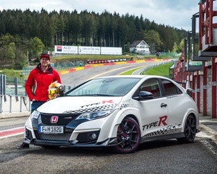 Honda Civic Type R sets new benchmark time at Spa-Francorchamps with Honda WTCC's driver Rob Huff