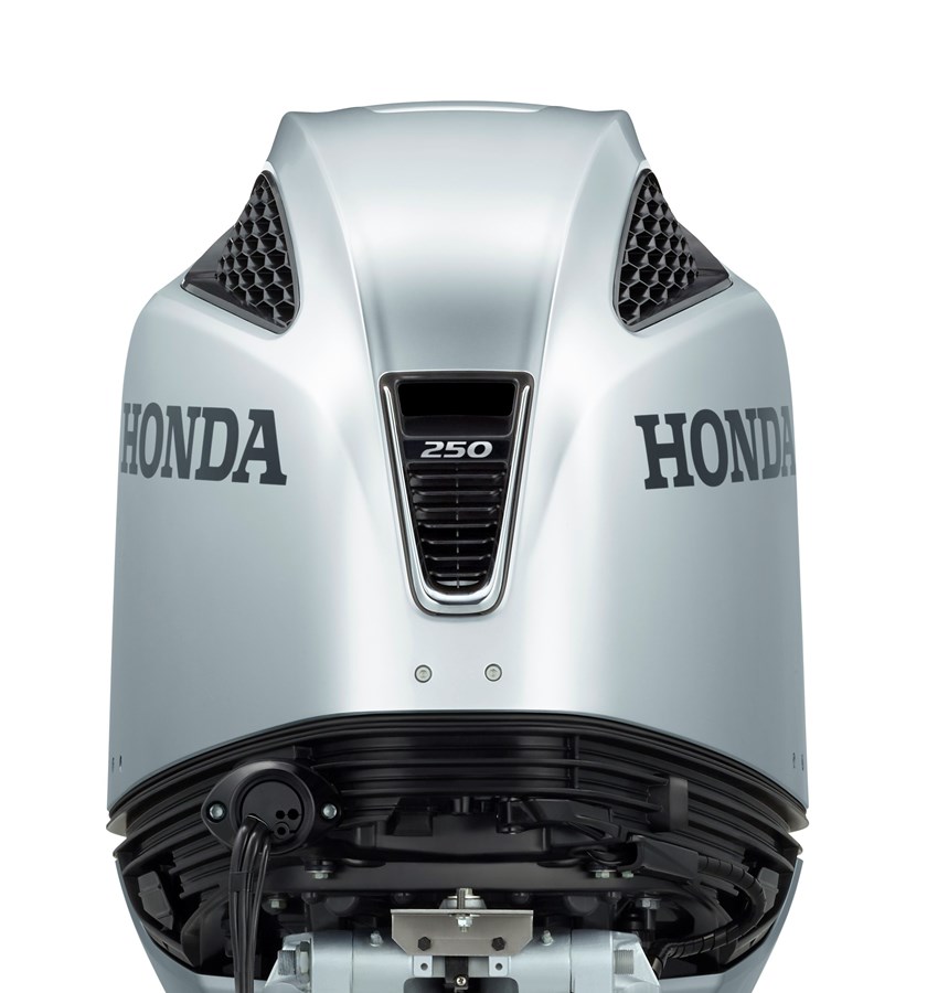 Honda Marine lancia i motori fuoribordo V6 nelle versioni BF175, BF200, BF225 e BF250 riprogettati e migliorati