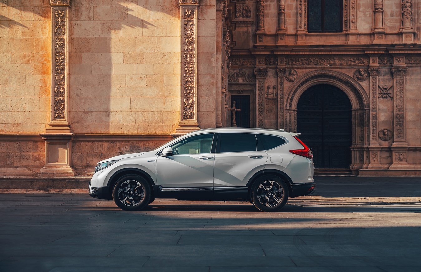 Honda confirma consumos e emissões para o CR-V Híbrido, e anuncia principais exibições no Salão Automóvel de Paris 2018