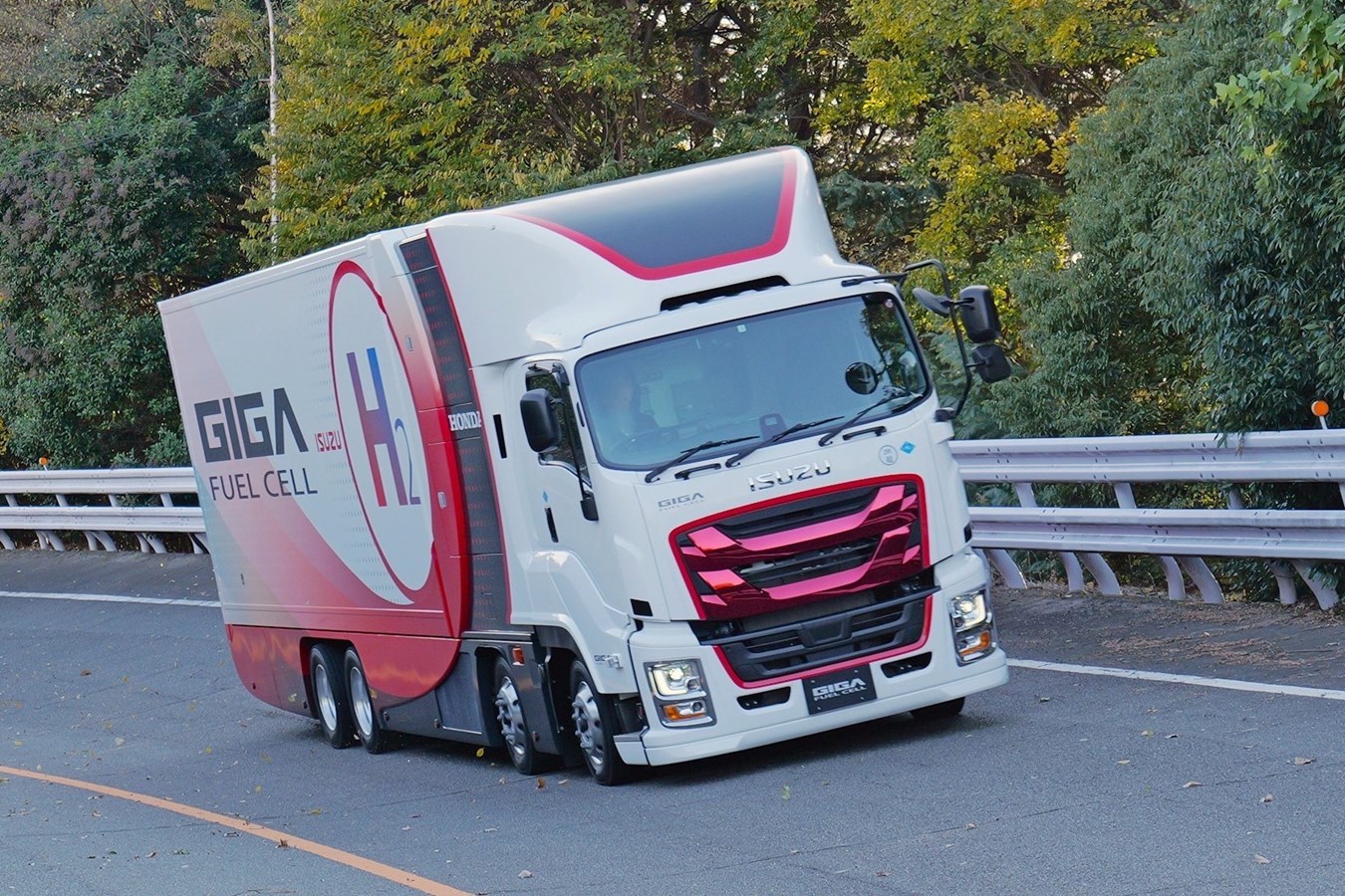 Isuzu and Honda begin demonstration testing of fuel cell powered heavy-duty truck on public roads in Japan