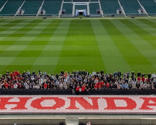 HONDA UK SETS GUINNESS WORLD RECORDS™ TITLE FOR LARGEST RUGBY BALL MOSAIC (LOGO)