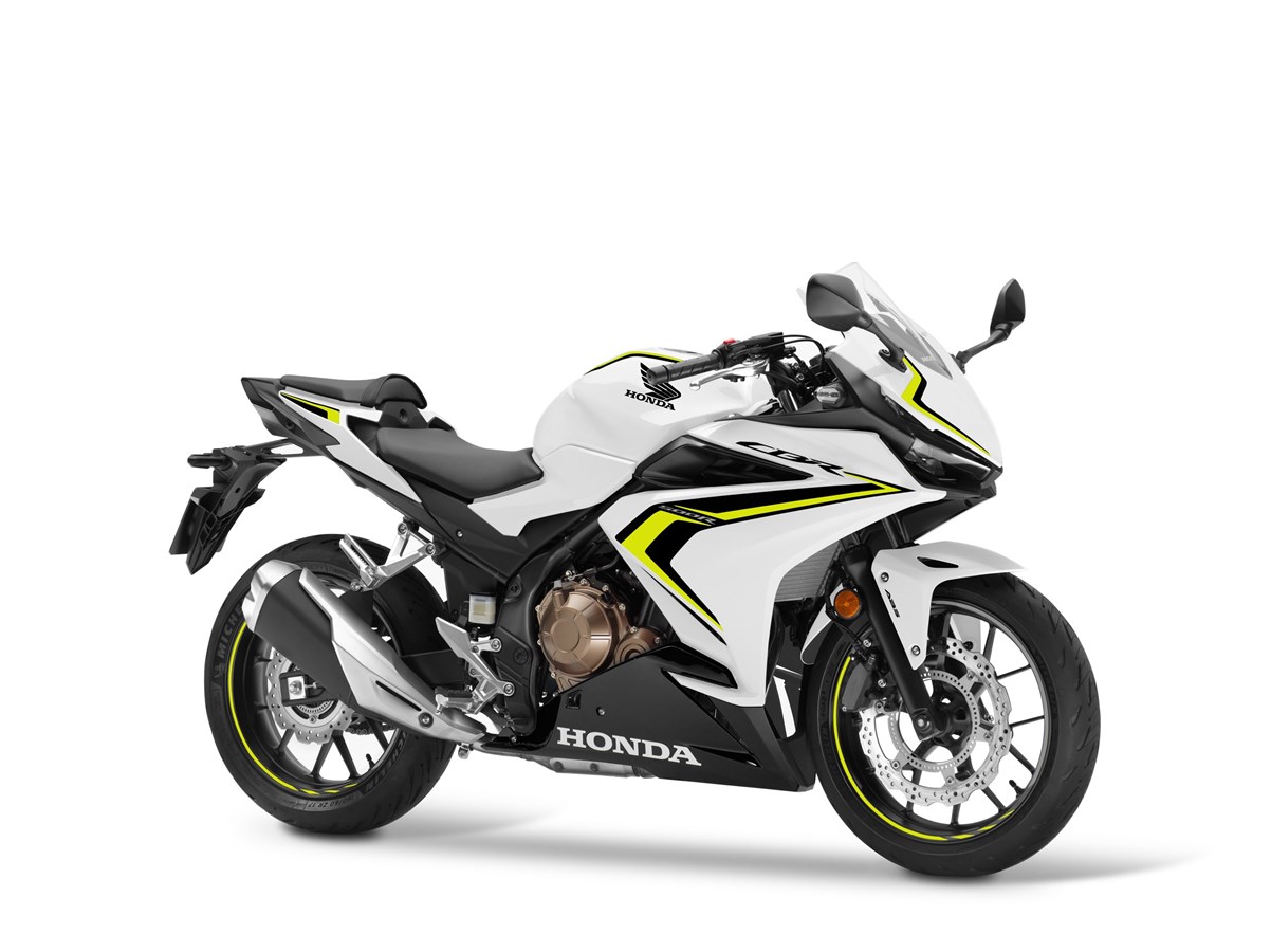 Honda’s trio of A2 licence-friendly 500cc machines receive striking new colour schemes and EURO5 compliance