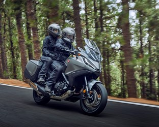 La Honda NT1100 inaugure une nouvelle ère pour le tourisme à moto
