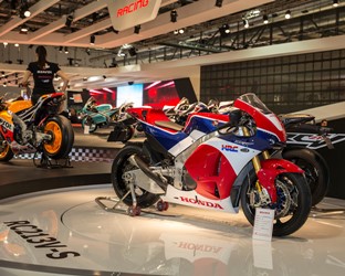 Honda mostrará su exclusiva RC213V-S y la Africa Twin Adventure Sports Concept en el Salón Motoh! de Barcelona