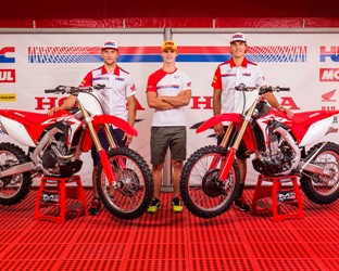 Honda’s factory teams unveil 2017 Honda CRFs at MXGP of The Netherlands