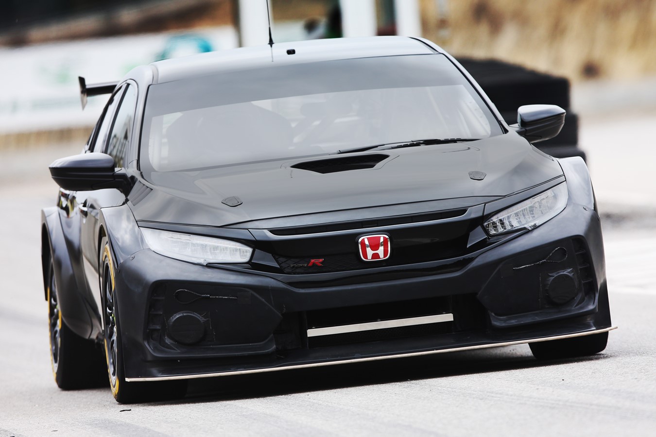 All-new Halfords Yuasa Racing BTCC Honda Civic Type R breaks cover