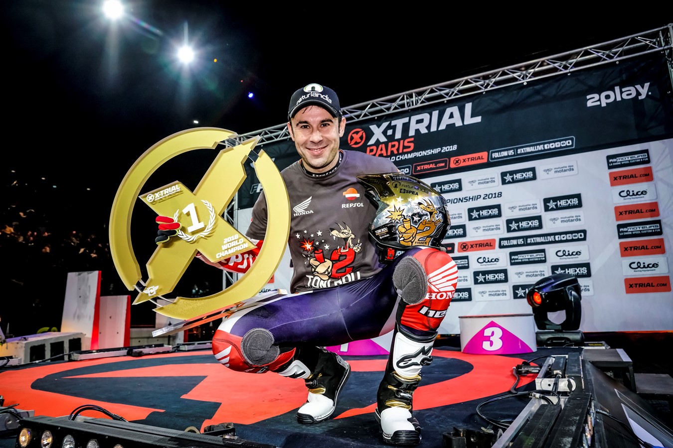 Toni Bou, mightier than ever, clinches a twelfth X-Trial title in Paris