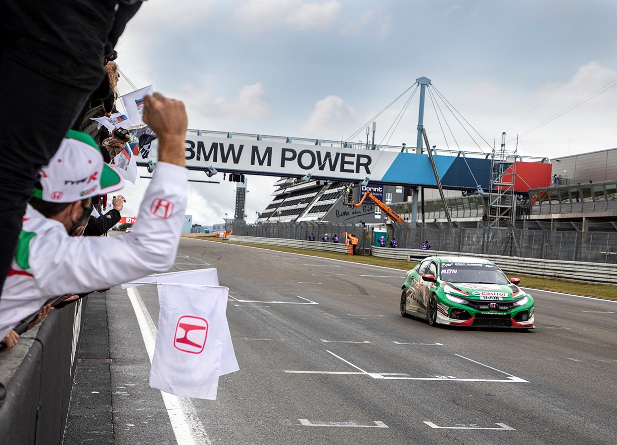 Back-to-back Nürburgring 24 Hours wins for the Honda Civic Type R TCR
