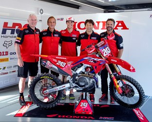 HRC Signs Contracts with Tim Gajser and Rubén Fernández
