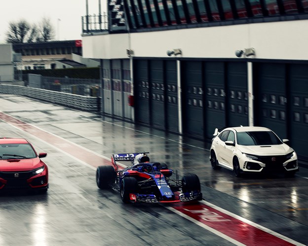 Civic Type R scelta dai piloti della Scuderia Toro Rosso Honda di Formula 1 