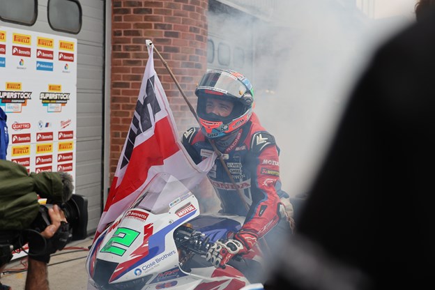 Glenn Irwin and Honda Racing UK finish the BSB season in style with victory at Brands Hatch