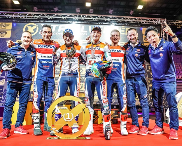 Repsol Honda close indoor season with one-two finish