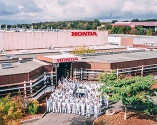 HONDA IS REFOCUSING THE ASSEMBLY OF ITS WALK-BEHIND LAWNMOWERS TO ITS FRENCH SITE IN ORDER TO SUPPLY CUSTOMERS THROUGHOUT EUROPE AS EFFICIENTLY AS POSSIBLE.