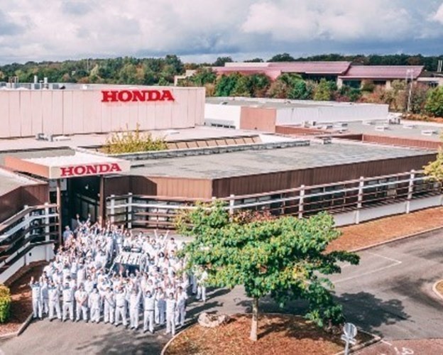 HONDA IS REFOCUSING THE ASSEMBLY OF ITS WALK-BEHIND LAWNMOWERS TO ITS FRENCH SITE IN ORDER TO SUPPLY CUSTOMERS THROUGHOUT EUROPE AS EFFICIENTLY AS POSSIBLE